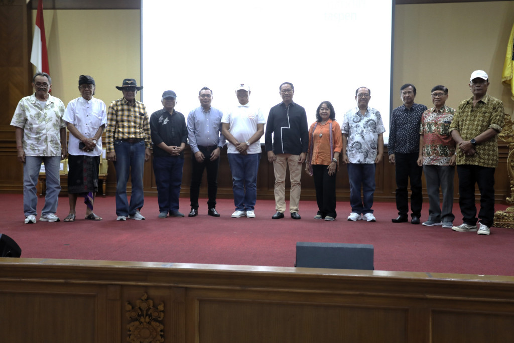 Plt. Bupati Suiasa Hadiri Lomba Menyanyi Berkelompok PPI